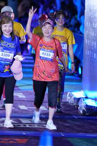 BIB: 3209, 4535
                            <button type="button" onclick="openModal(26261423)" class="btn btn-primary btn-sm float-right btn-popup" data-toggle="modal" data-target=".modal-high-quality">
                        <i class="fas fa-shopping-cart"></i> Add to Cart
                    </button>
                                            <button type="button" onclick="isThisMe(26261423, true)" class="btn btn-success btn-sm float-right btn-popup btn-isme hidden" data-toggle="tooltip" data-placement="bottom" title="นี่คือรูปของคุณใช่ไหม คลิกที่นี่เพื่อเอาเข้าอัลบั้ม">
                        <i class="fas fa-plus"></i> Add to album
                    </button>
                    <button type="button" onclick="isThisMe(26261423, false)" class="btn btn-warning btn-sm float-right btn-popup btn-isnotme hidden">
                        <i class="fas fa-ban"></i> Remove from album
                    </button>